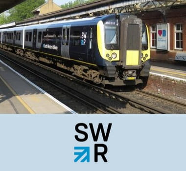 Class 450 train