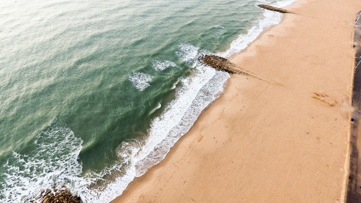 Sandbanks Beach